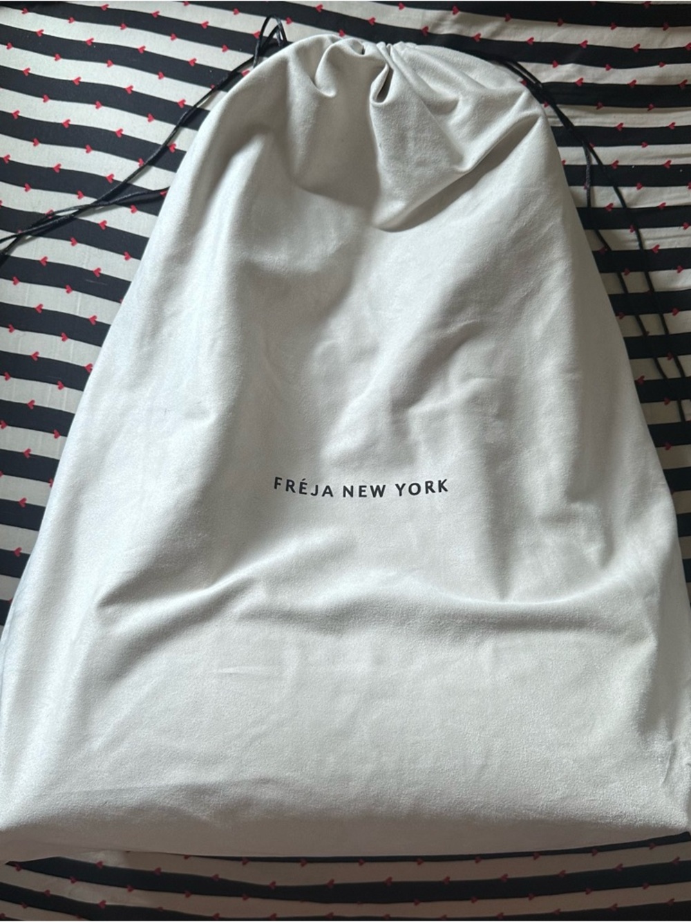 NWT Freja Chrystie Bag Oat with Dustbag - Picture 2 of 6